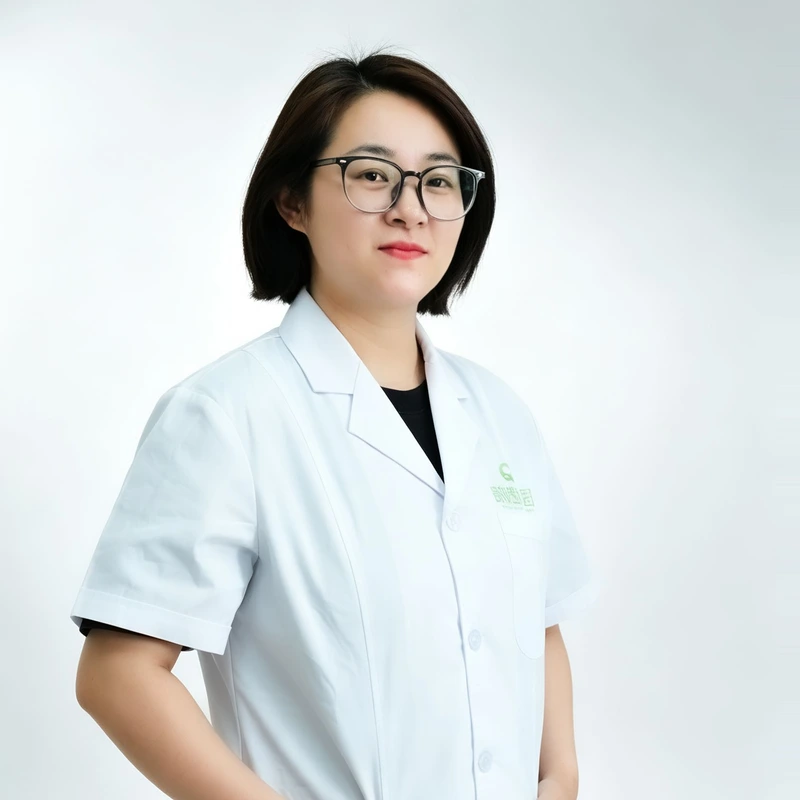 任小丽医生形象照
