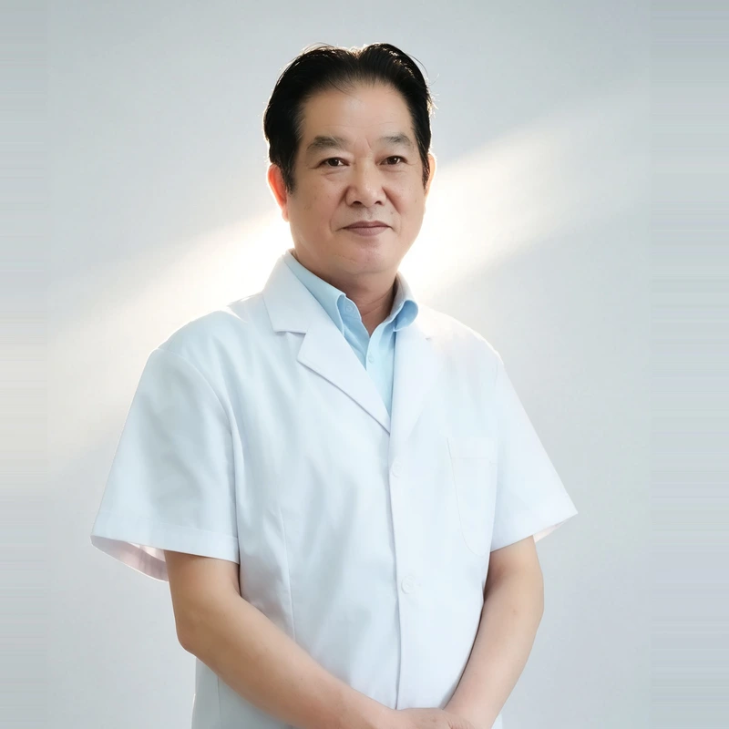 王成虎医生形象照