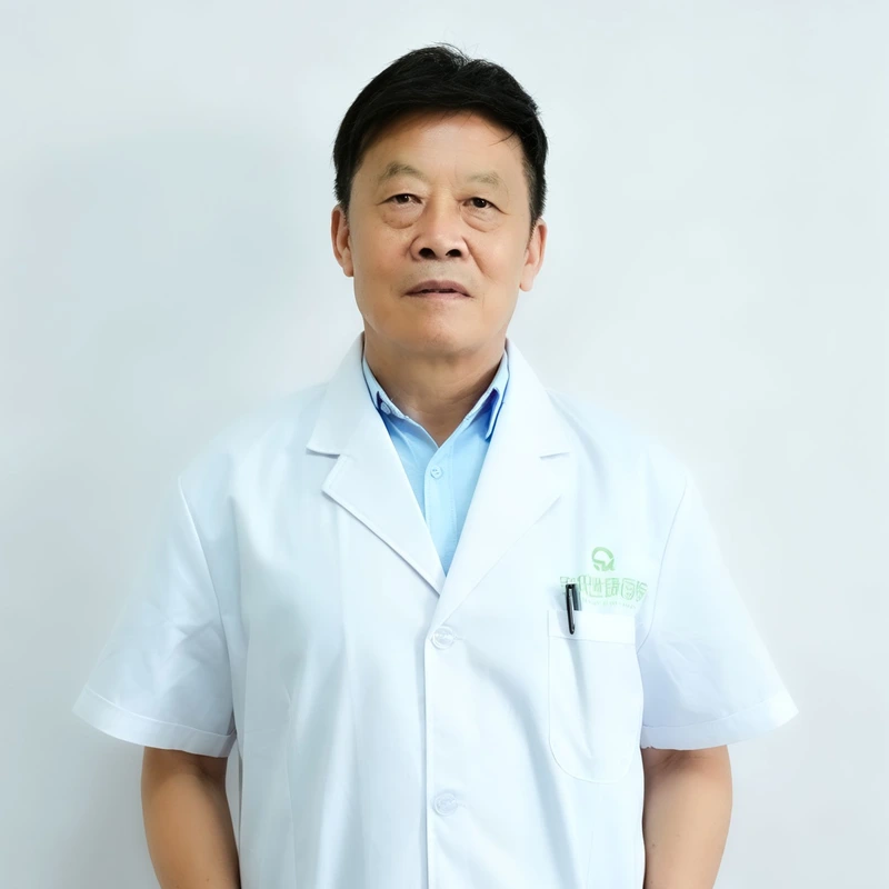 张兴国医生形象照