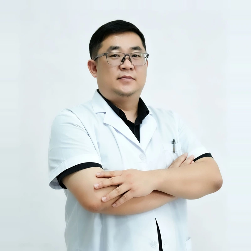 赵辉医生形象照